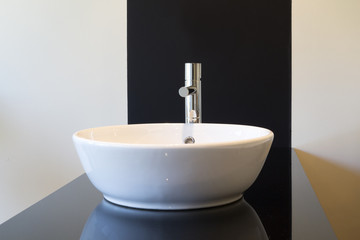 Fototapeta premium washbasin with black background