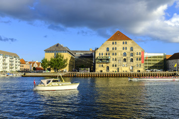Fototapeta premium Denmark - Zealand region - Copenhagen - panoramic view of the contemporary architecture and water canals of the Christianshavn district