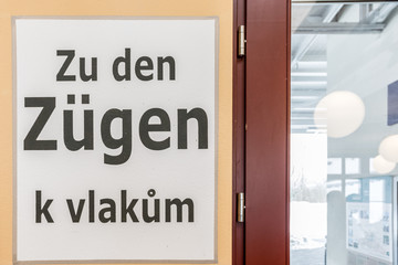 Zu den Zügen