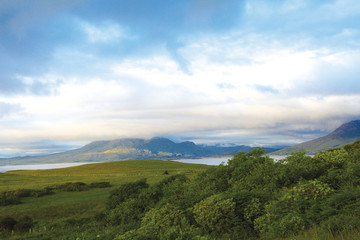 Obraz premium Beautiful spring landscape with the ocean bay