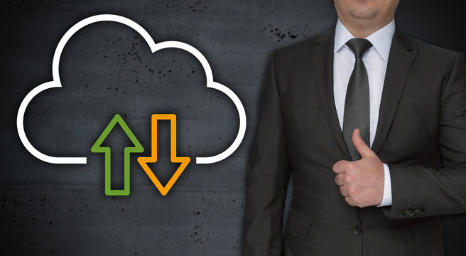 Datencloud Konzept und Gesch&auml;ftsmann mit Daumen hoch