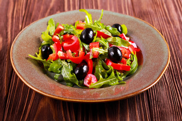 Rocket, pepper and olive salad