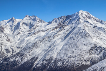Fototapeta na wymiar The mountain range in Saas Fee, Switzerland
