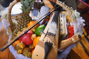 Lyra in a wedding basket