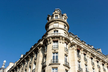 Fototapeta na wymiar Haussmann building. Paris. France