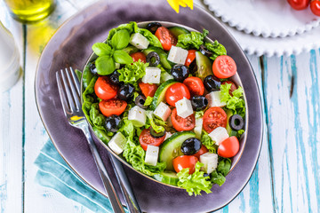Bunter frischer salat( griechischer art )