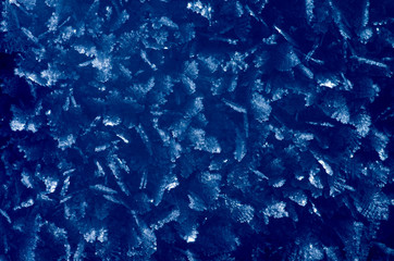 Ice crystals evenly lit with strong contrasts