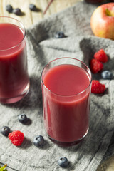 Raw Organic Red Berry Juice Smoothie