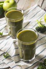 Healthy Organic Green Juice Smoothie
