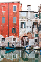 Fototapeta na wymiar Venetian Facade, Italy 