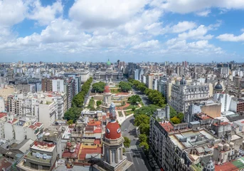 Foto op Canvas San Martin-plein (Plaza San Martin) en monumentale toren (Torre Monumental) in de regio Retiro - Buenos Aires, Argentinië © diegograndi