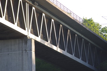 Grosshesseloher Brücke Struktur Isar