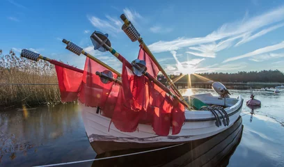 Photo sur Plexiglas Heringsdorf, Allemagne Fischerboot im hafen