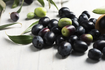 Black Olives on a white table