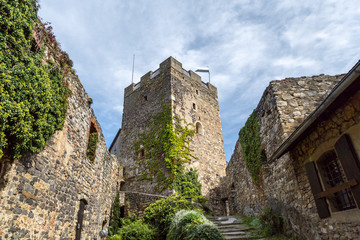 Fototapeta na wymiar Old Castle Tower Ruin Gosting
