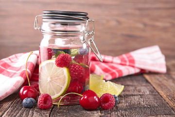 water and fruit detox drink