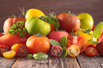 Obraz na płótnie Canvas various of tomatoes