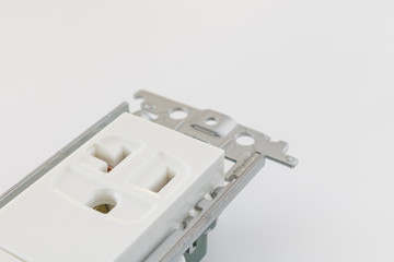 三端子コンセントの分解