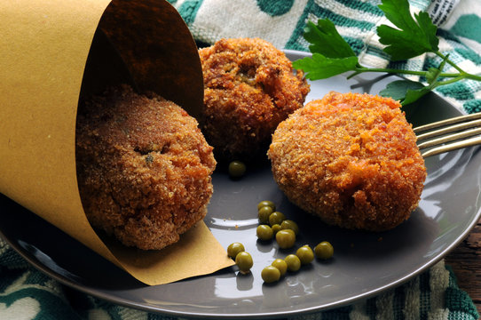 Speisereste 잔반 Crocchette di riso Rice croquettes Leftovers Sobras Cuisine de restes 残飯 Kliekje Voedsel Cucina con gli avanzi שאריות 