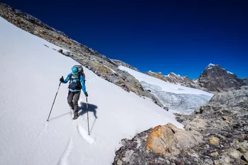 Fotobehang First glacier crossing on the Alpine route of the Cordillera Huayhuash, Peru © oliclimb