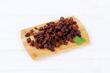 pile of sweet raisins