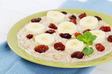 plate of oatmeal porridge