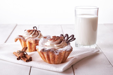 cake with cinnamon and milk