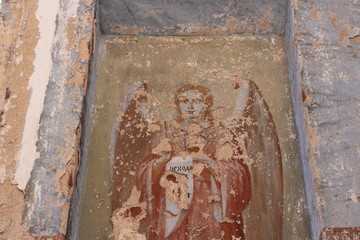 Фрески заброшенного храма Николая Чудотворца в селе Гурьево-Воскресенское Тверской области
