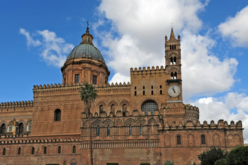 Fototapeta na wymiar Palermo, la Cattedrale