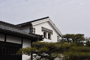 日本の岡山県の倉敷市の建物