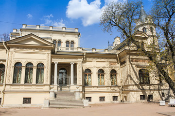 Fototapeta na wymiar The facade of the palace of Grand Duke Alexei Alexandrovich.