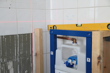 Kreuzlaser
