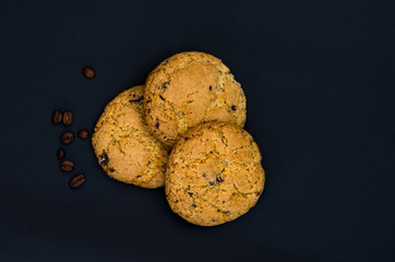 Shortbread cookie with coffee beans.