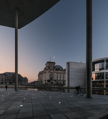 Regierungsviertel zum Sonnenaufgang