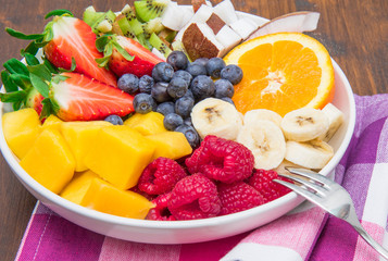 bowl of fruit salad 