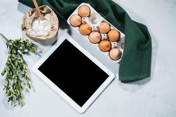 Natural ingredients for baking with tablet