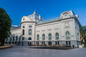 Fototapeta na wymiar Latvian National Museum of Art in Riga