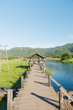 Inle lake is one of the most important touristic site of Myanmar, this is related to the zone of Maing Touk village on the east side of the lake
