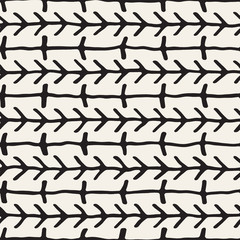 Hand drawn style seamless pattern. Abstract geometric tiling background in black and white. Vector doodle line lattice