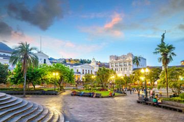 Plaza Grande in old town Quito, Ecuador - obrazy, fototapety, plakaty