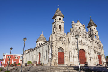 Fototapeta na wymiar Guadalupe Church in Granada