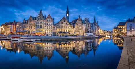 Foto op Canvas Twilight panorama van de stad Gent, Vlaanderen, België © JFL Photography