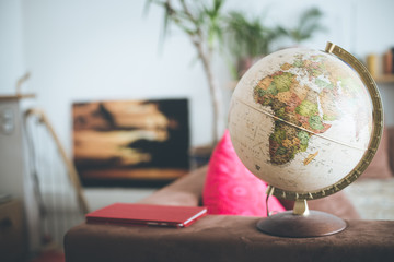Globus in Wohnzimmer, Lifestyle