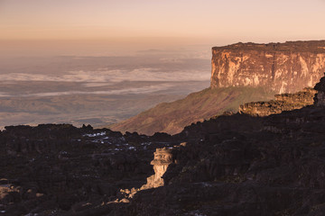 Mountains Roraima y Kukenan, Venezuela