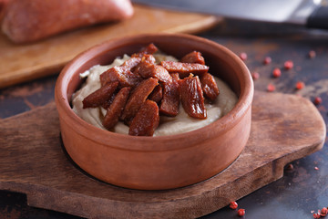 Hot hummus with sucuk