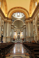 Fototapeta na wymiar chiesa di San Fedele a Milano