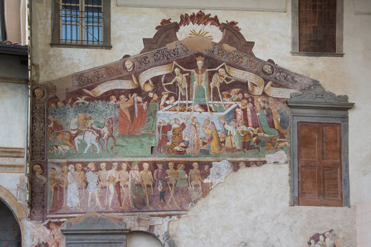 Clusone (Bergamo, Lombardy, Italy) - Oratorio dei Disciplini (14th century), detail of the ancient fresco of the Danza Macabra (Dance of the Death) and Trionfo della Morte (Triumph of the Death)