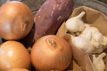 たまねぎ、にんにく、サツマイモ