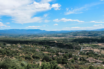 Fototapeta na wymiar Voyage et vacances en Provence-Alpilles-Luberon-Vaucluse