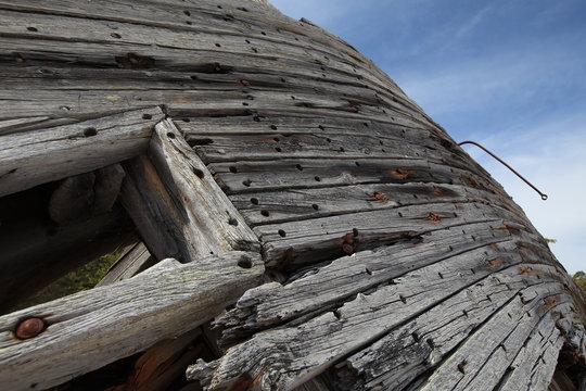 Swiks (or Swix) was a three-masted schooner from &Aring;land that sank in the Baltic Sea, off the island of &Ouml;land, Sweden on 21 Dez. 1926